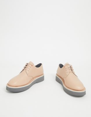 camper brogues