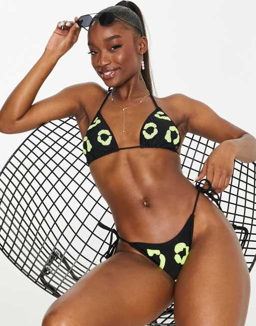 Candypants - Triangel bikinibroekje met lovertjes en gestrikte touwtjes in dierenprint 