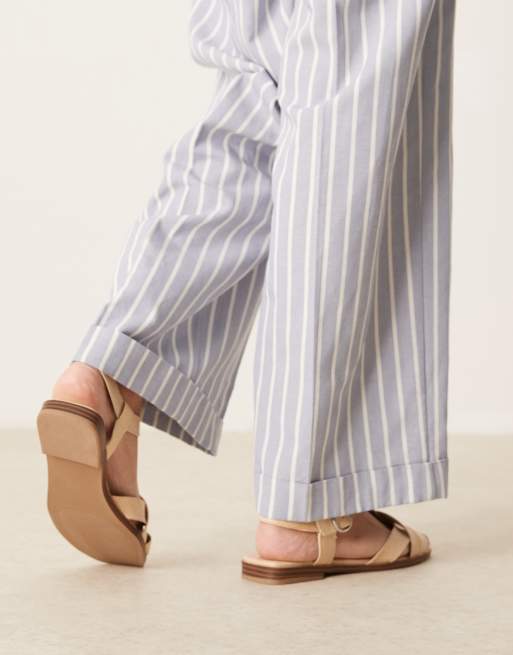 Cangrejeras beis con suela fina y diseño entrelazado Mirage de ASOS DESIGN
