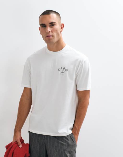 CAPO 100% cotton beach club back print t-shirt in white, 2 of 5
