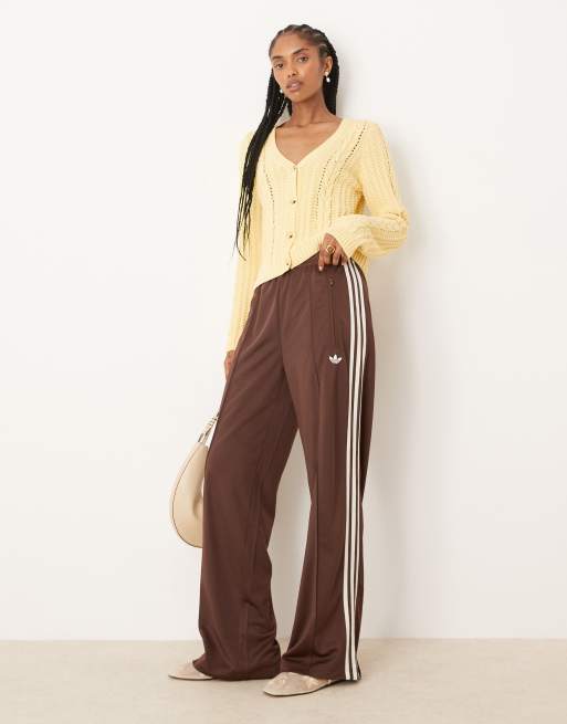 Cárdigan amarillo crema con cuello de pico de punto de ochos de ASOS DESIGN, 2 de 4