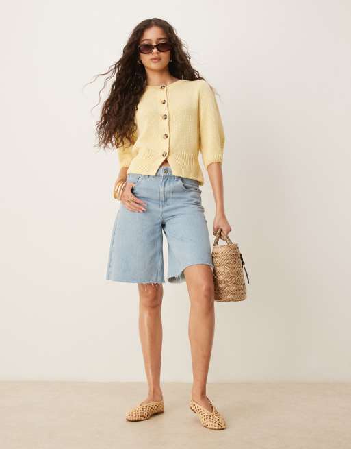 Cárdigan amarillo crema con cuello redondo y mangas abullonadas de ASOS DESIGN, 3 de 4