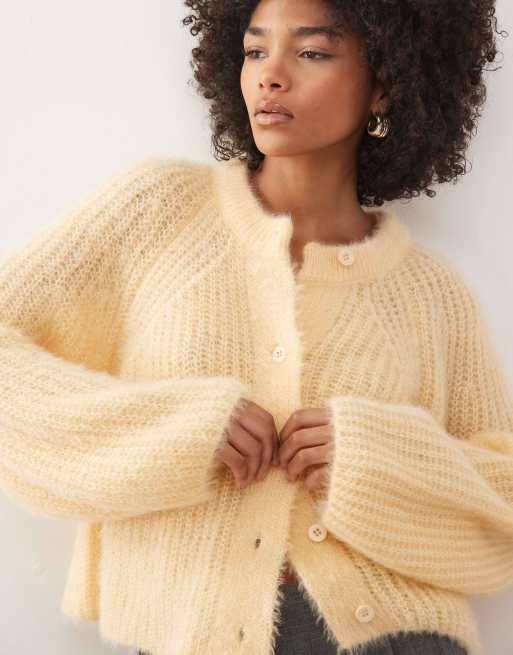 Cárdigan amarillo de punto grueso de Miss Selfridge, 3 de 4