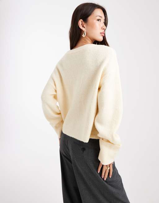 Cárdigan amarillo pastel con cuello de pico y puños anchos de Miss Selfridge, 4 de 4