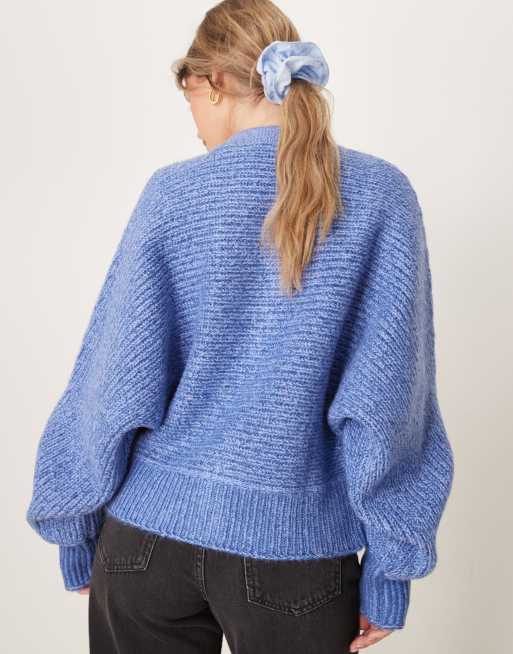 Cárdigan azul con mangas murciélago y cuello de pico de punto de ASOS DESIGN, 4 de 4
