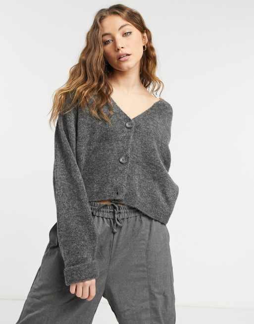 Cárdigan color carbón holgado de corte cuadrado con puños vueltos de ASOS DESIGN