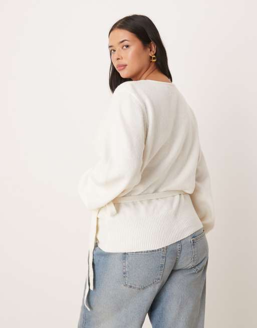 Cárdigan color crema cruzado de punto de ASOS DESIGN Curve, 2 de 4