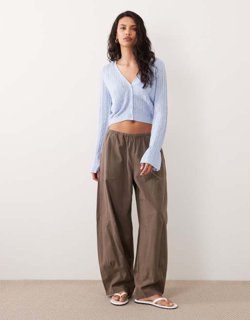 Cárdigan con mangas acampanadas de punto de Miss Selfridge, 2 de 4