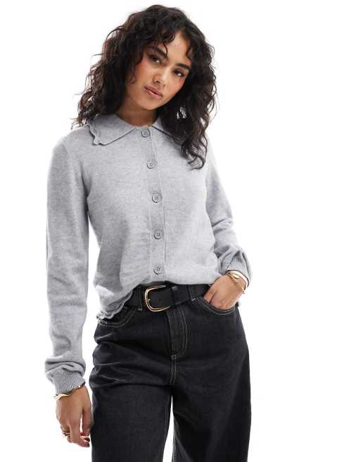 Cárdigan gris claro con cuello tipo polo y ribete festoneado de Object