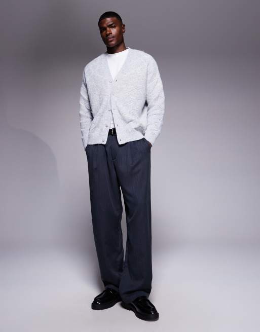 Cárdigan gris extragrande de punto texturizado de ASOS DESIGN, 2 de 5
