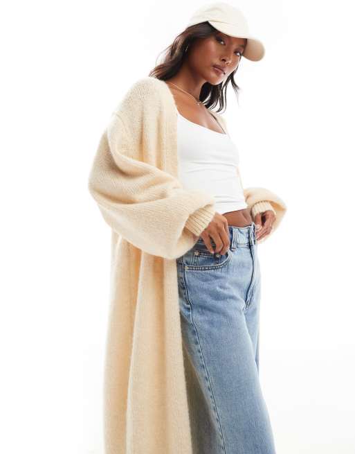 Cárdigan largo color avena de Miss Selfridge Petite, 2 de 4