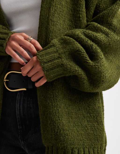 Cárdigan verde oliva extragrande sin cierres de punto grueso de ASOS DESIGN, 2 de 4