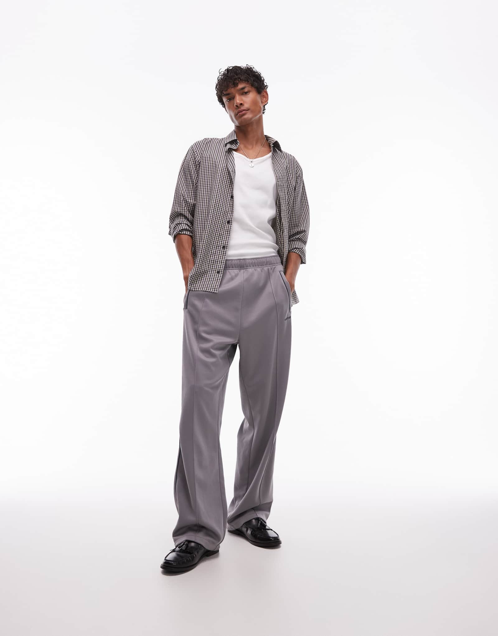 Брюки Carhartt WIP benford серого цвета