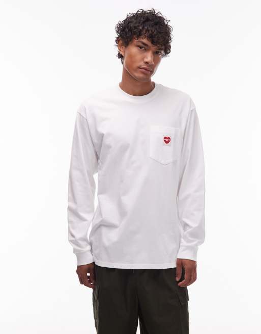 Carhartt WIP – Biały luźny T-shirt z długim rękawem i kieszonką z sercem