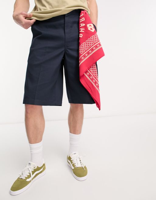 Carhartt WIP Big Buck bandana in red, 3 of 4