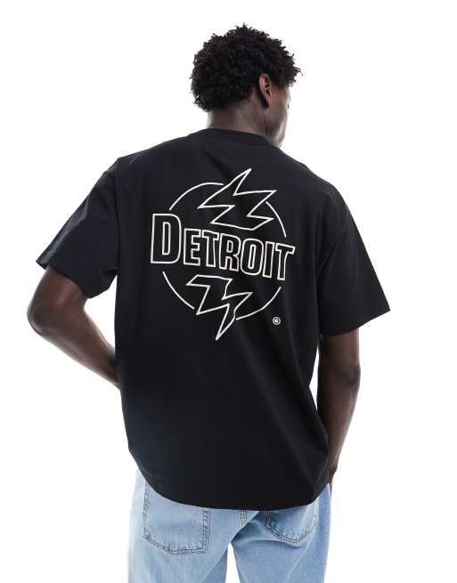 Carhartt WIP – Blaze – Svart t-shirt med tryck baktill