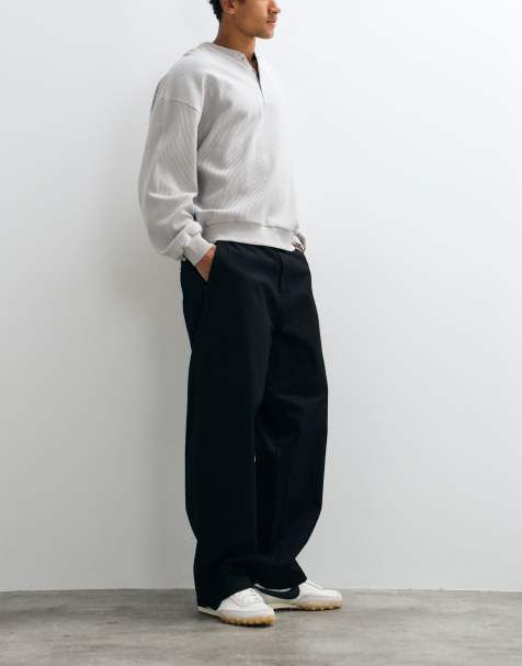 Carhartt WIP Brady bukser i relaxed fit i sort - view 1