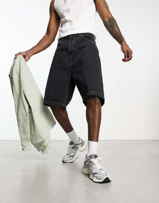 Carhartt WIP - Brandon - Ekstra løse denimshorts i sort vask 