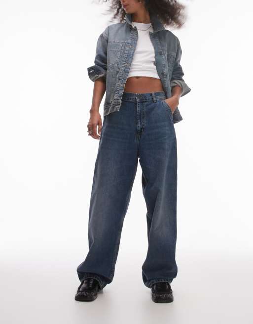 Carhartt WIP – Brandon – Lockere Jeans in blauer Waschung mit einlagiger Kniepartie 