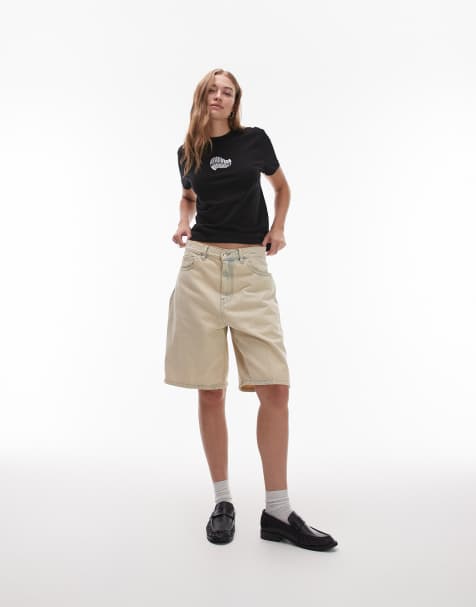 Carhartt WIP - Brandon - Sandfarvede shorts i løstsiddende pasform - view 1