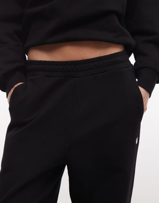 Carhartt WIP – Cassie – Jogginghose in Schwarz mit weitem Bein, 4 von 5