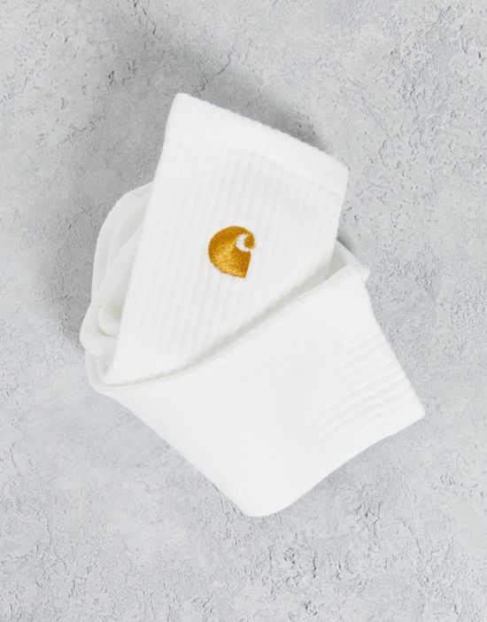 https://images.asos-media.com/products/carhartt-wip-chase-socks-in-white/201004267-3?$n_550w$&wid=550&fit=constrain