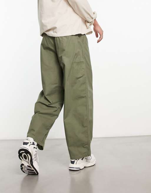 Carhartt WIP – Colston – Gröna, lediga chinos, 2 av 4