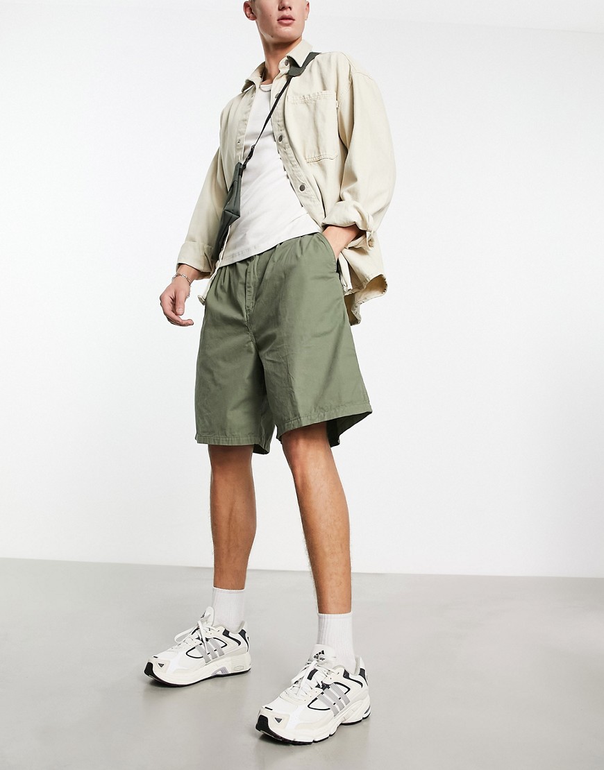 Carhartt WIP colston loose fit chino shorts in green