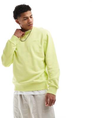 Carhartt WIP duster script garment dyed sweatshirt in lime-Yellow