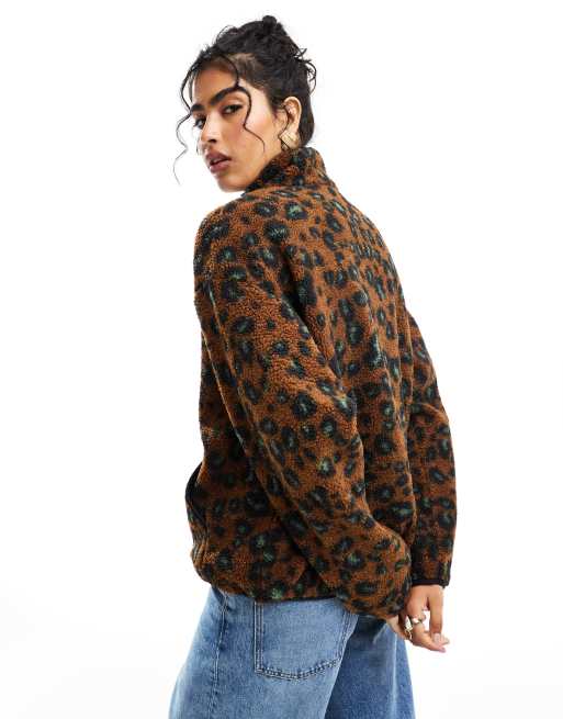 Carhartt WIP – Elliot – Brun, leopardmönstrad jacka i teddy med kort dragkedja , 4 av 4