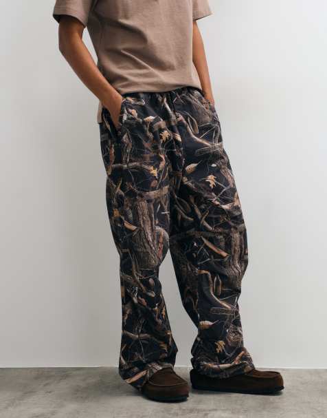 Carhartt WIP Fletcher bukser med lige ben i mørk camo-træprint - view 1