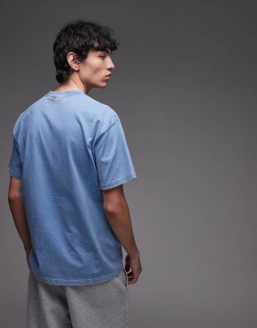 ★ドイツ発*carhartt WIP*新作*Pocket Heart Tシャツ/BLUE★ Carhartt WIP heart pocket t-shirt in light blue | ASOS