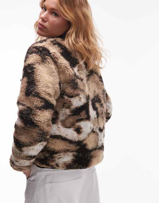 Carhartt WIP - Janet - Jack met borg voering in wild dog camo, 4 van 4