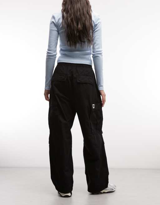 Carhartt WIP jet cargo trousers in black, 5 of 5