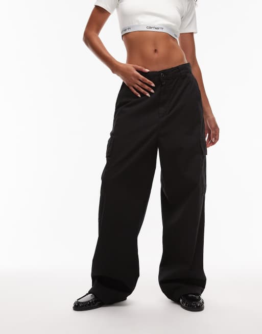 Carhartt WIP Kingston cargo pants in black, 2 of 5