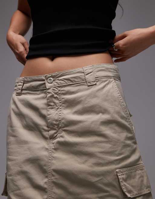 Carhartt WIP Kingston knee length cargo skirt in beige, 3 of 5