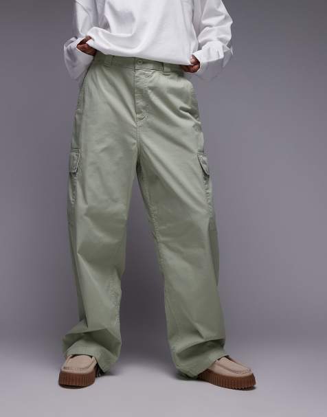 Carhartt WIP kingston straight leg cargo trousers in olive - view 1