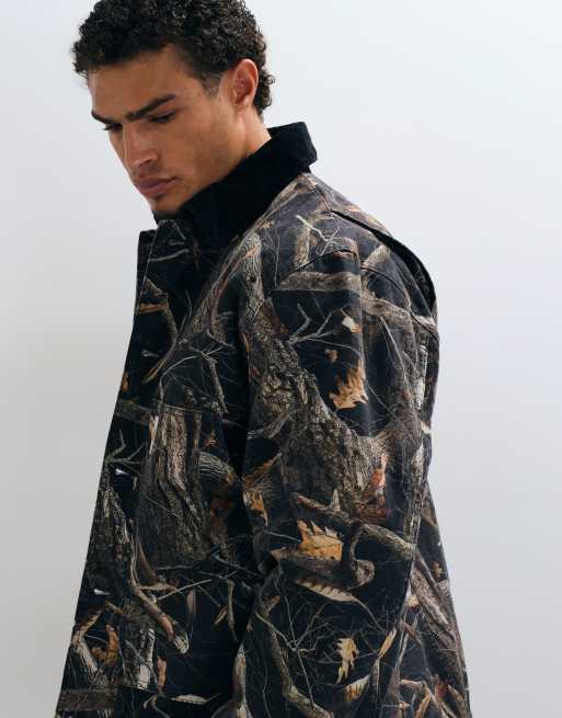 Carhartt WIP Lander coat in dark camo tree print, 3 of 5