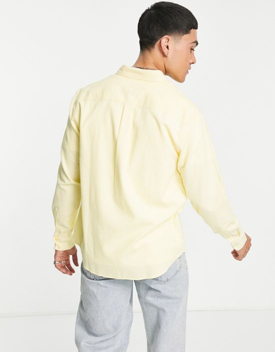 https://images.asos-media.com/products/carhartt-wip-madison-cord-shirt-in-soft-yellow/202133489-3?$n_550w$&wid=550&fit=constrain