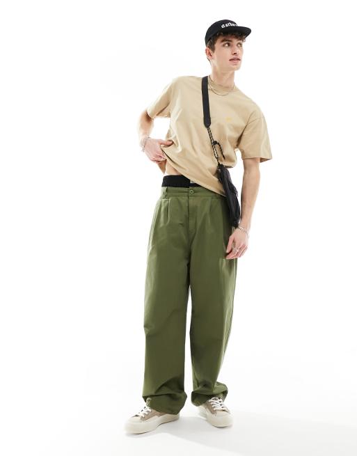 Carhartt WIP – Marv – Loose Fit Chinohose in Grün