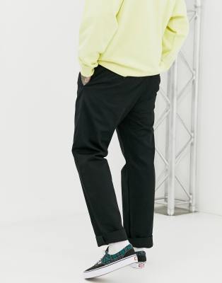 relaxed fit tapered trousers