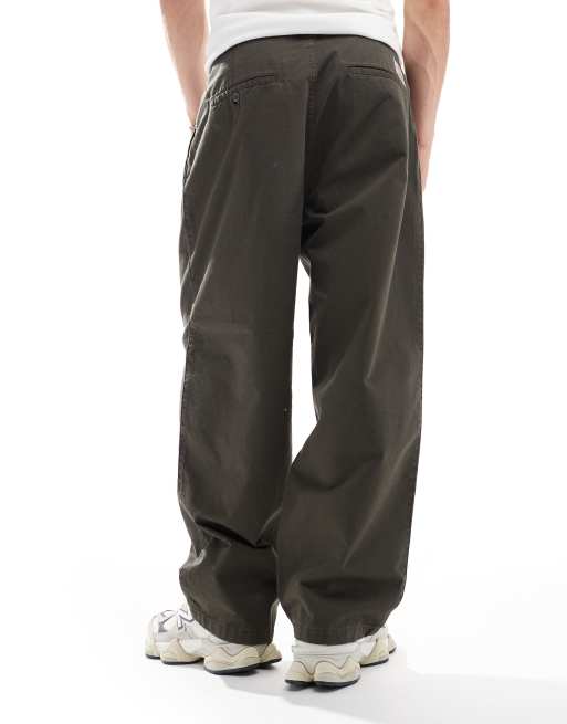 Carhartt WIP merrick tapered fit trousers in green, 2 of 5