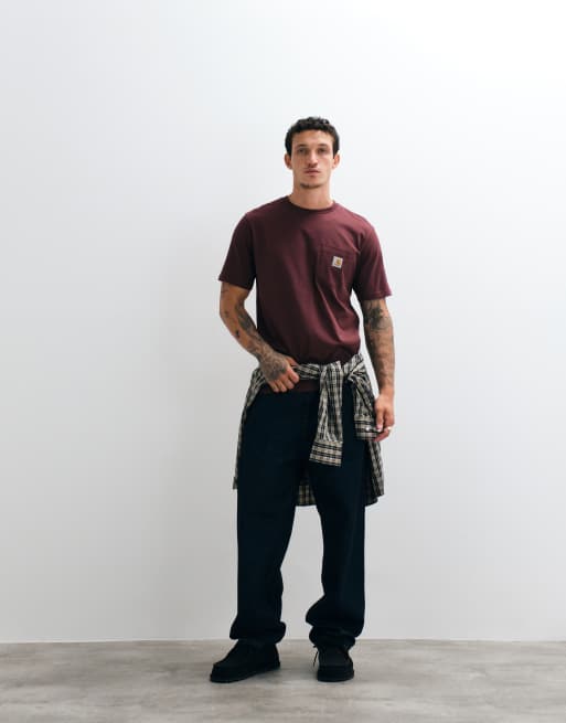 Carhartt WIP – Mörk, vinröd t-shirt med ficka, 2 av 5
