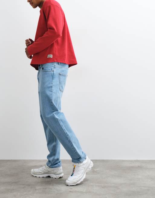 Carhartt WIP Newel relaxed tapered fit jeans in bleached stone wash, 3 of 5