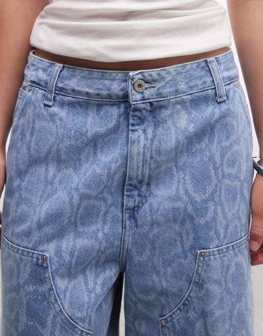Carhartt WIP Nixon shorts med dobbel knæ og afslappet pasform i blå slangeprint, 5 af 5