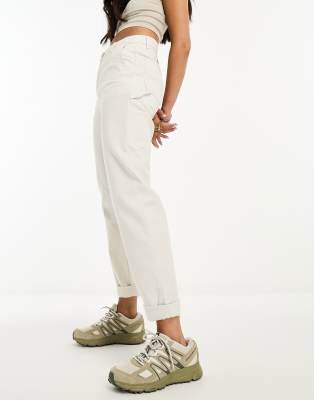 white carpenter pants carhartt