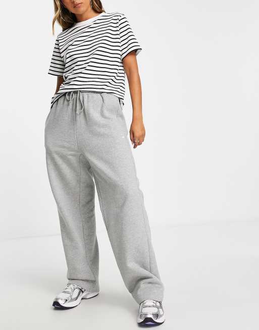 Carhartt WIP relaxed straight leg boyfriend joggers in grey co ord