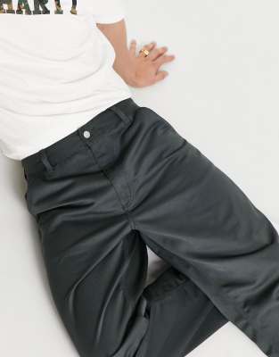 riley green carhartt pants