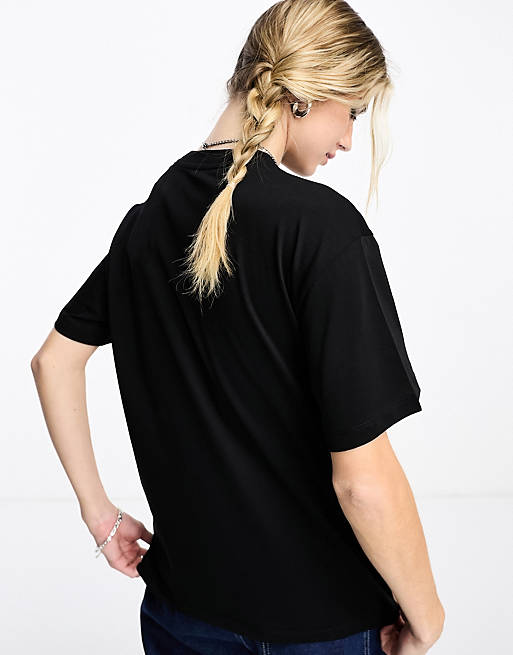 Carhartt WIP – T-Shirt in Schwarz mit Herz-Ballon-Print | ASOS