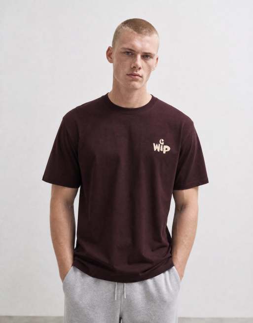 Carhartt WIP t-shirt med utskuren logga i mörkbrun, 7 av 10